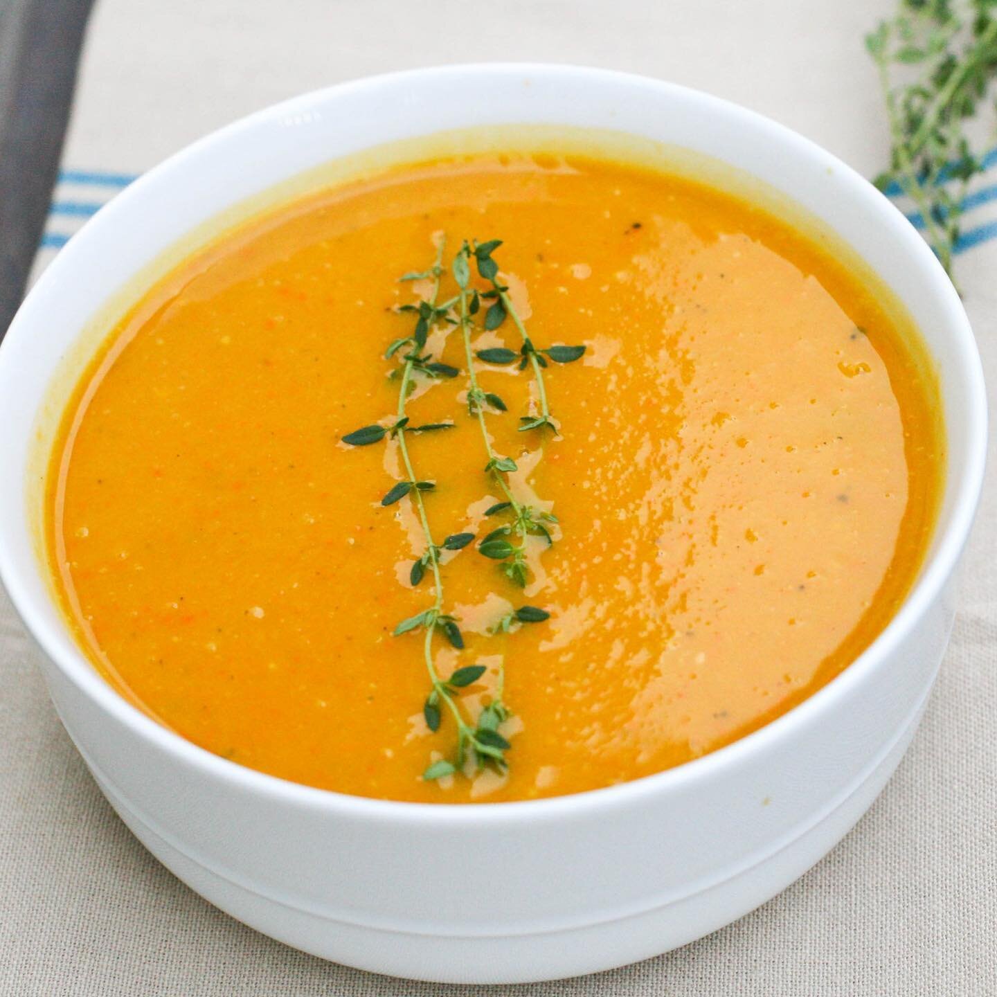 Have you tried our incredibly delicious Roasted Butternut Squash Soup. 
#caperstoo #caperstoodeli #danburydeli #danburyct #brookfieldct #bethelct #newfairfieldct #newtownct #sandyhookct #butternutsquash #butternutsquashsoup #roastedbutternutsquashso